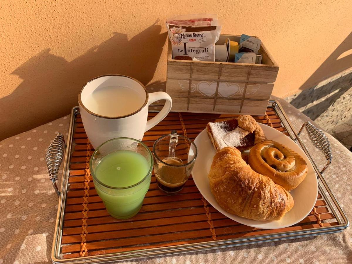 B&B A Casa Della Nonna 帕埃斯图姆 外观 照片